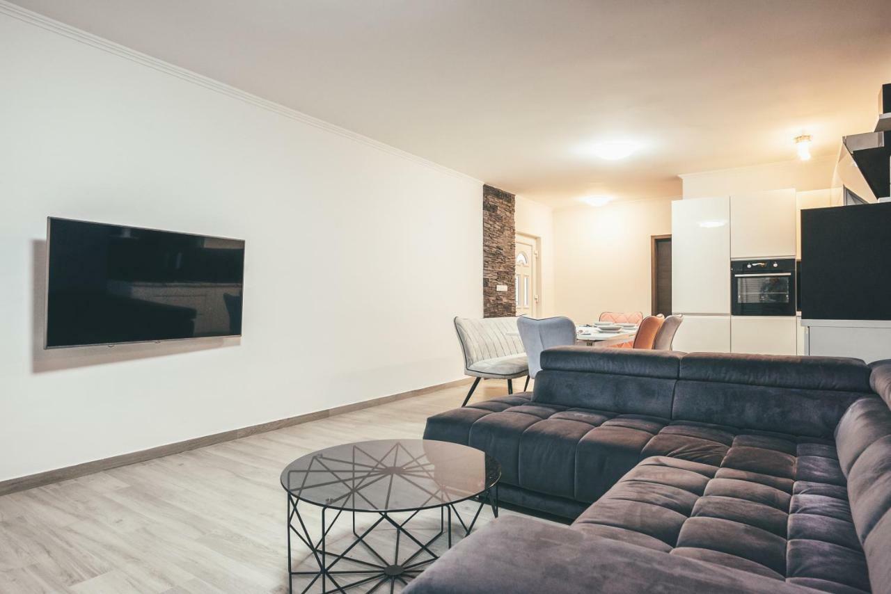 Apartments Js Бибинє Екстер'єр фото